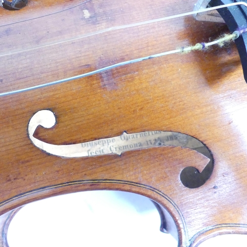 257 - A 7/8 size Italian violin, with label reading 