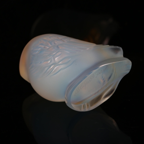 31 - A Lalique vaseline glass owl, etched on base, height 5.5cm