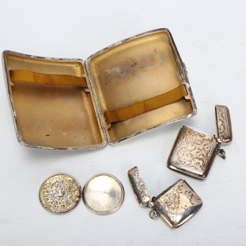 1452 - A group of 4 silver Vesta cases, pillbox and cigarette case, 4.98oz gross