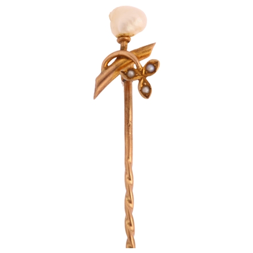 1126 - MURRLE BENNETT & CO - Art Nouveau 9ct gold baroque and split pearl stickpin, head 12.7mm, overall 59... 