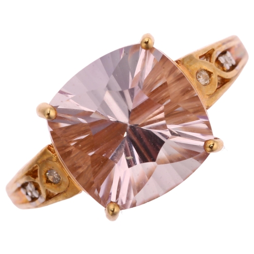 1173 - A modern 9ct gold quartz and diamond dress ring, with laser-cut quartz, setting height 10.9mm, size ... 