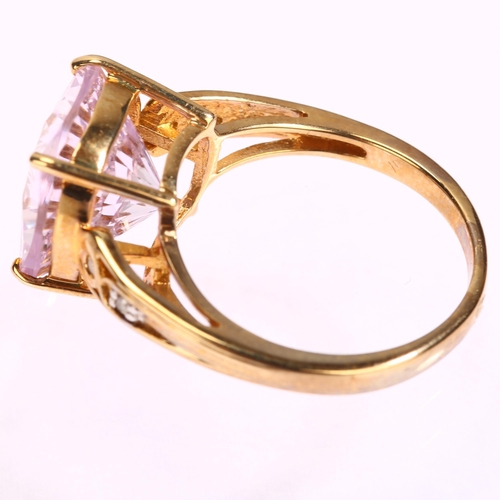 1173 - A modern 9ct gold quartz and diamond dress ring, with laser-cut quartz, setting height 10.9mm, size ... 