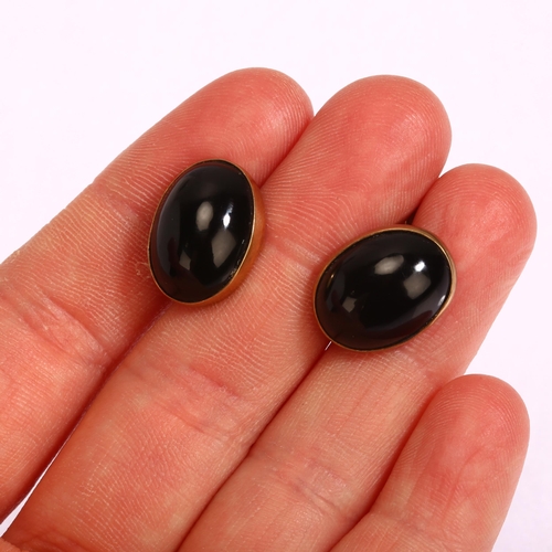 1182 - A pair of mid-20th century 9ct gold black onyx cufflinks, maker C&F, Birmingham 1967, panel length 1... 