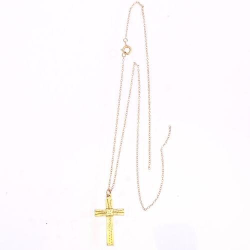 1203 - An early 20th century 9ct gold cross pendant necklace, on 9ct fine belcher link chain, pendant heigh... 