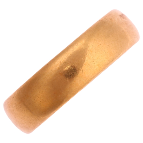 1228 - An early 20th century 18ct gold wedding band ring, maker RP, Birmingham 1923, band width 6.2mm, size... 