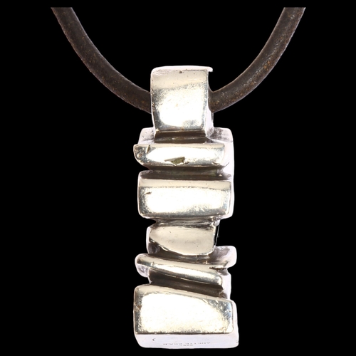 1319 - ANETTE KRAEN - a large and heavy Danish brutalist sterling silver abstract pendant necklace, on leat... 