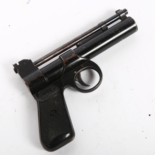 62 - WEBLEY & SCOTT - a Webley Junior .177 air pistol, L20cm