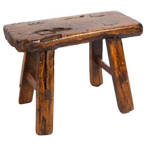 181 - A lovely Antique elm miniature stool, stool height 19cm