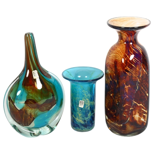 192 - 3 Mdina glass vases, 2 of them signed Mdina and with paper labels, largest height 23cm (3)