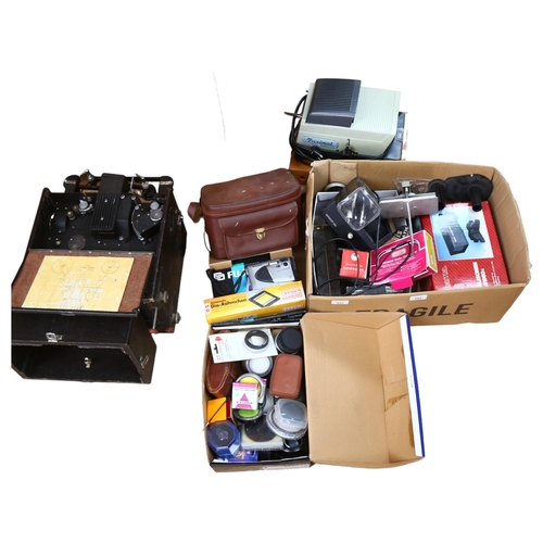 231 - GB EQUIPMENTS LTD - a World War II film projector, in original carry case, model S516, no. 483, and ... 