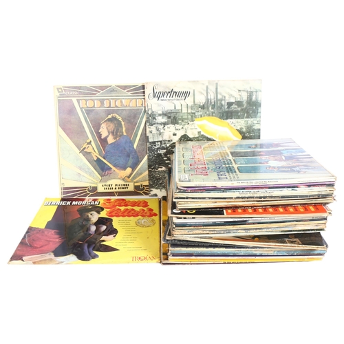 256 - A quantity of vinyl LPs, including Honeybus (Story), Neil Young, Bob Dylan, Stevie Wonder, Gordon Li... 