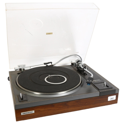 262 - PIONEER - a self-drive stereo turntable, model PL-1120, no mains cable included