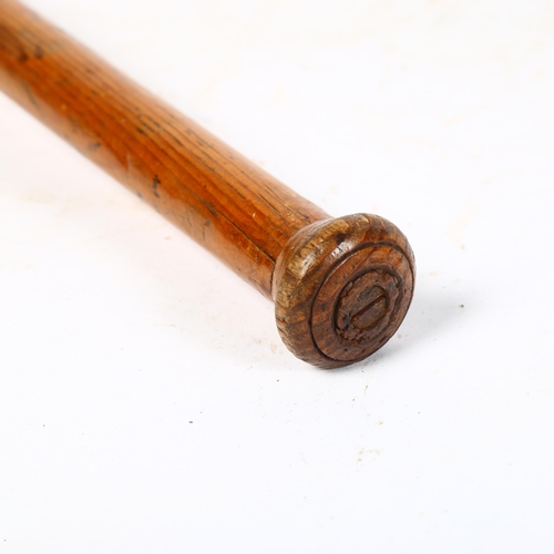 465 - An Antique wooden knobkerrie, 58cm