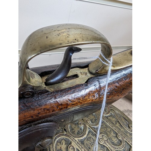 73 - *WITHDRAWN * DUBLIN CASTLE - an 18th/19th century rifle, barrel with GR and military cipher, L147cm,... 