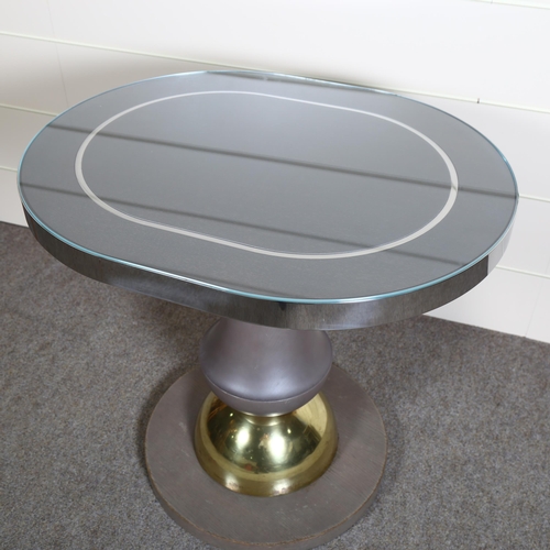 105 - A contemporary design chrome banded table with decanter shaped pedestal stem on brass dome in the ma... 