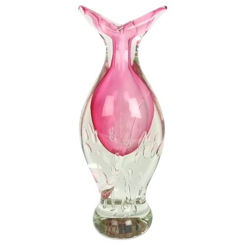 111 - A large vintage Murano glass pink sommerso vase with internal bubbles, height 38.5cm