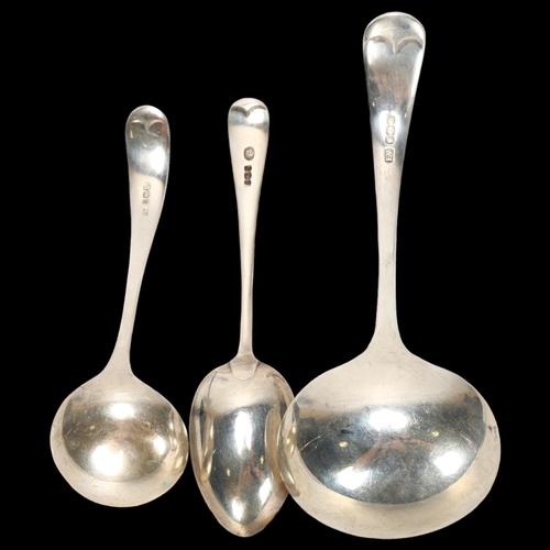 1527 - 3 pieces of silver flatware, including sauce ladle, 3.7oz total