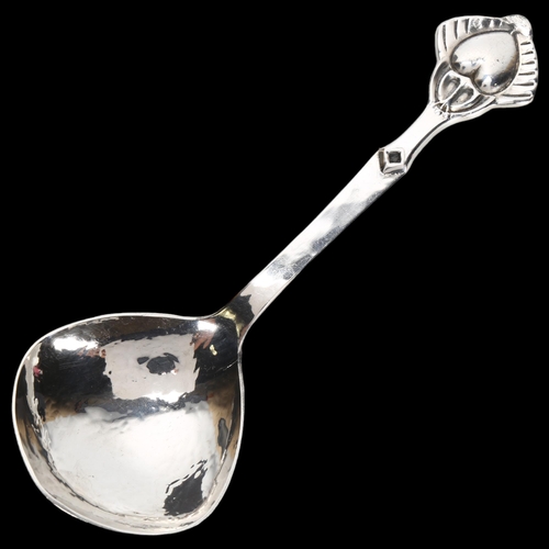 1546 - ERLANDSSON SK - a large Art Nouveau Swedish silver serving spoon, 1919, with heart terminal, 19cm, 2... 