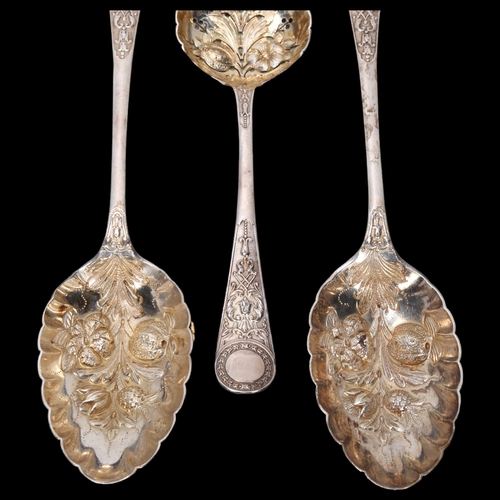 1554 - A Victorian cased set of silver berry spoons, William Hutton & Sons Ltd, London 1894, leaf embossed ... 