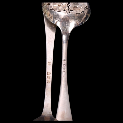 1554 - A Victorian cased set of silver berry spoons, William Hutton & Sons Ltd, London 1894, leaf embossed ... 