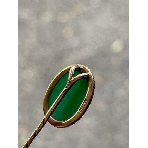 1117 - A Chinese 18ct gold jadeite jade stickpin, maker's marks ZW, set with oval cabochon jade of 3.5ct, j... 