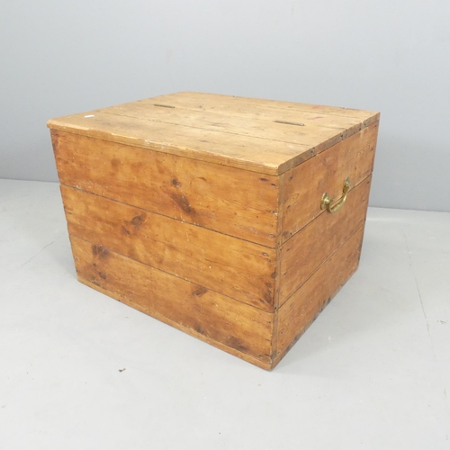 2638 - A pine tool-chest. 70x49x57cm.