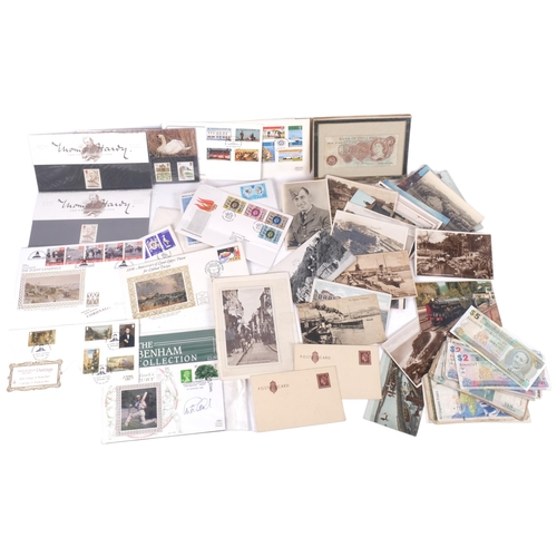 934 - Graham Gooch signed First Day Cover plus others, postcards, banknotes including a framed 10 shilling... 