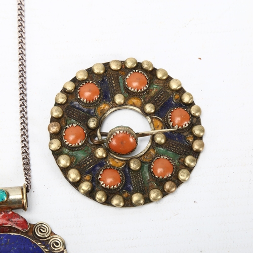 303 - A group of 5 Berber Middle Eastern pendants, stone set and enamel (5)