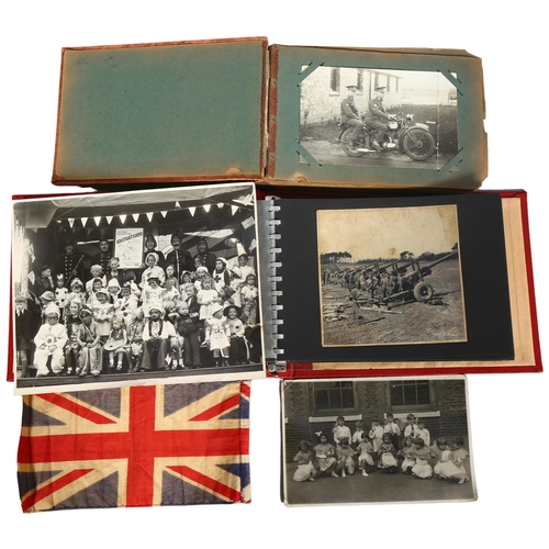 412 - 2 World War 1 & 2 photo albums together with 2 VE Day celebration photos