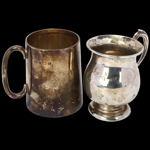 1710 - 2 George V silver christening mugs, including Elkington & Co example, largest 8cm, 5.3oz total (2)