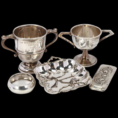 1716 - Various silver, including small sterling dressing table dish, golf trophy cup, etc, 5.8oz total