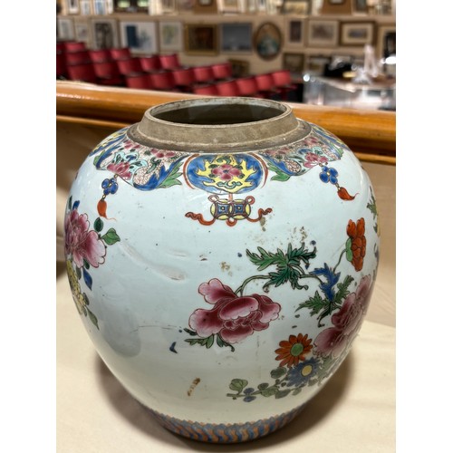 232 - A large Chinese porcelain jar and cover with painted blossom, height 26cm, and an 18th century Chine... 