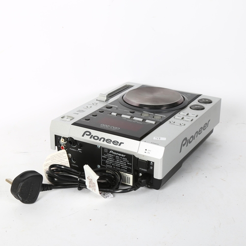 245 - PIONEER - a Pioneer CDJ-200 Lecteur compact disc player, including MP3 function, with associated car... 