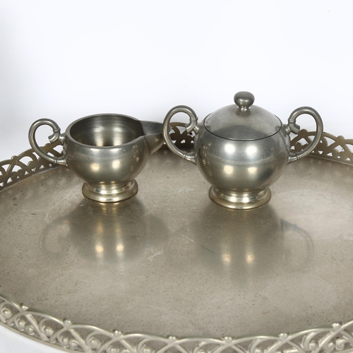 410 - A Dutch Jugendstil pewter tea set on tray, by Metawa, with maker's marks