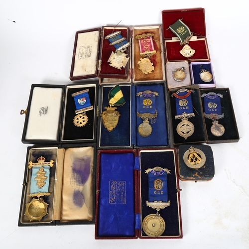 467 - A collection of silver Order of Buffalo and Masonic jewels, all cased (13)