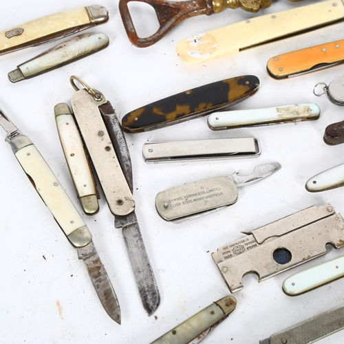 475 - A group of mother-of-pearl and other penknives and fruit knives, some silver-bladed, Girl Guides pen... 