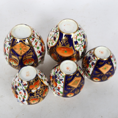 506 - A group of 5 x 19th century Derby Imari decorated 2-handled pots (3 and 2), tallest 10cm