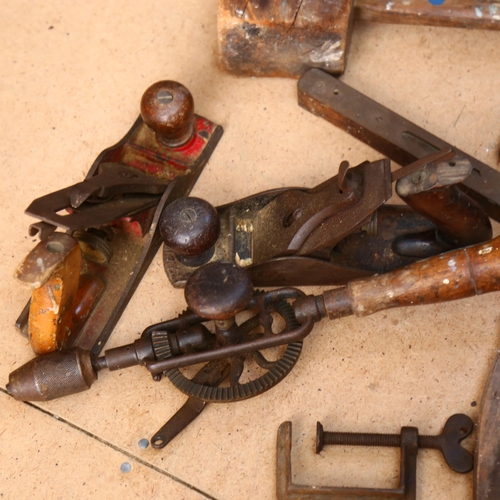 576 - A quantity of Vintage tools, to include a Marples M5.5 plane, made by Sheffield Manufacturers in Eng... 