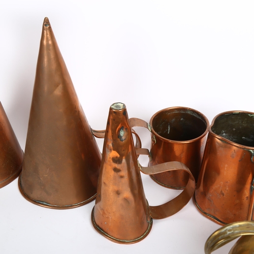 824 - Antique copper jug, 28cm, copper measures, and a brass Jersey cream can