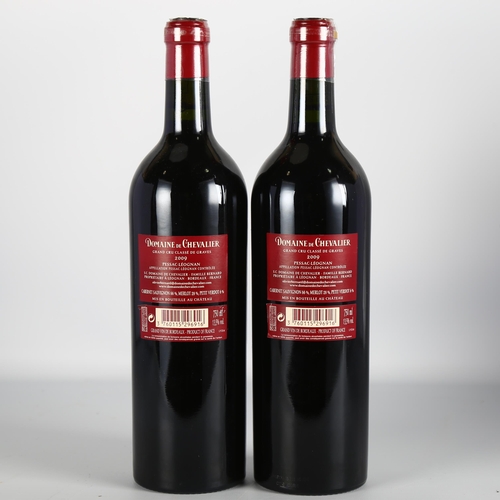 2027 - Domaine de Chevalier 2009, Pessac-Leognan x 2 bottles.