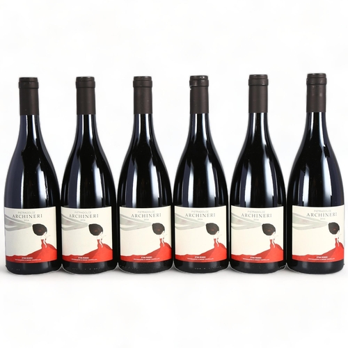 2195 - Sicilia IGT Etna Rosso Archineri 2016, Pietradolce x 1 case of 6 bottles.