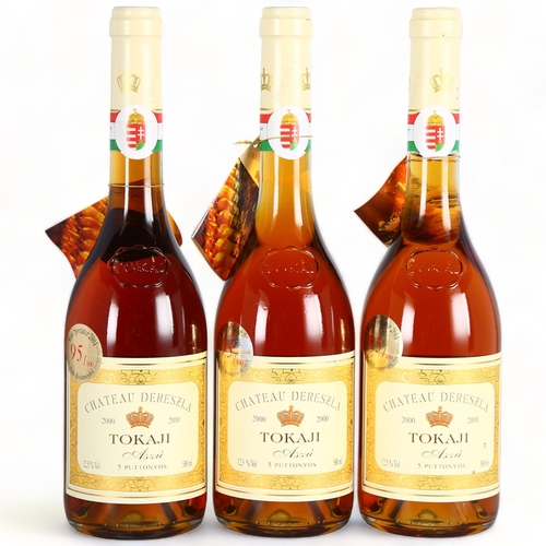 2250 - Tokaji 5 Puttonyos 2000, Chateau Dereszla. 3 x 50cl bottles.