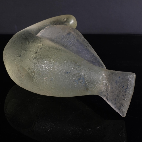 155 - A Seguso Vetri d’Arte dove in “corroso” (acid treated) pale green glass, designed by Flavio
Poli cir... 