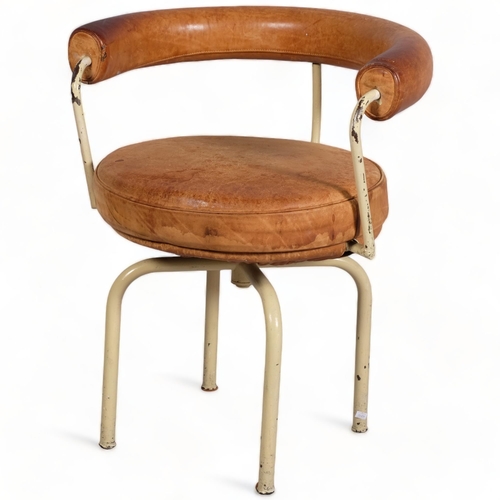 177 - Charlotte Perriand, an early Siege Tournant LC7 swivel chair in leather and painted steel in well us... 