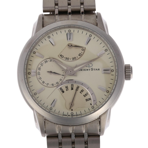 1030 - ORIENT - a stainless steel Orient Star automatic calendar bracelet watch, ref. DE00-C0-B, cream dial... 
