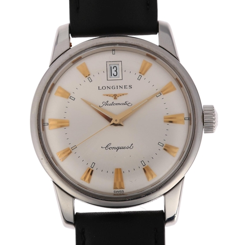 1040 - LONGINES - a stainless steel Conquest automatic calendar wristwatch, ref. L1.611.4, circa 1969, silv... 
