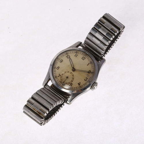 1049 - A Second World War Period British Military Issue ATP (Army Trade Pattern) mechanical wristwatch, cir... 