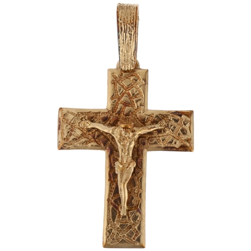 1160 - A large and heavy 9ct gold crucifix cross pendant, maker PM, London 2000, 82.2mm, 41.7g