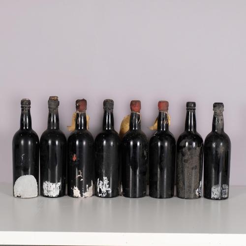 2290 - Cockburns 1955?, Vintage port, x 8 bottles