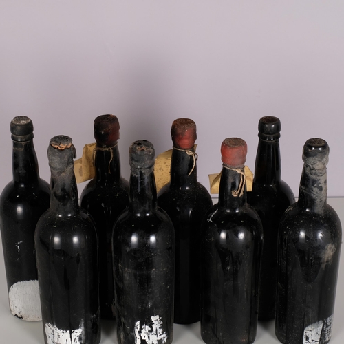 2290 - Cockburns 1955?, Vintage port, x 8 bottles